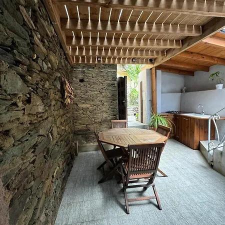 Maison Entre Et Montagne A Holiday home Canari
